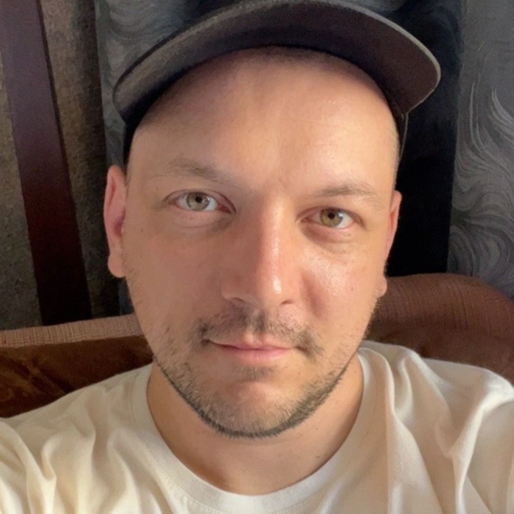 Lev Lazinskiy????